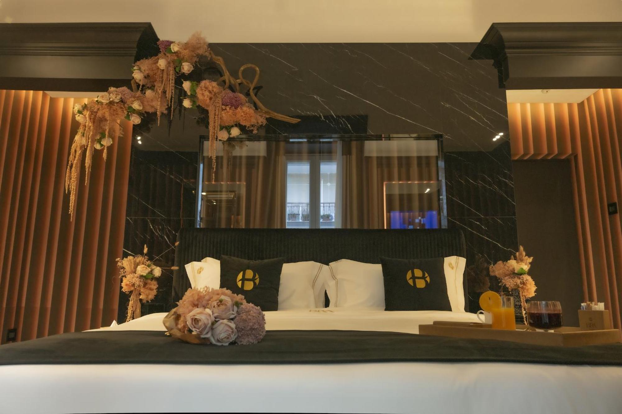 Bra Hotel Bari Esterno foto
