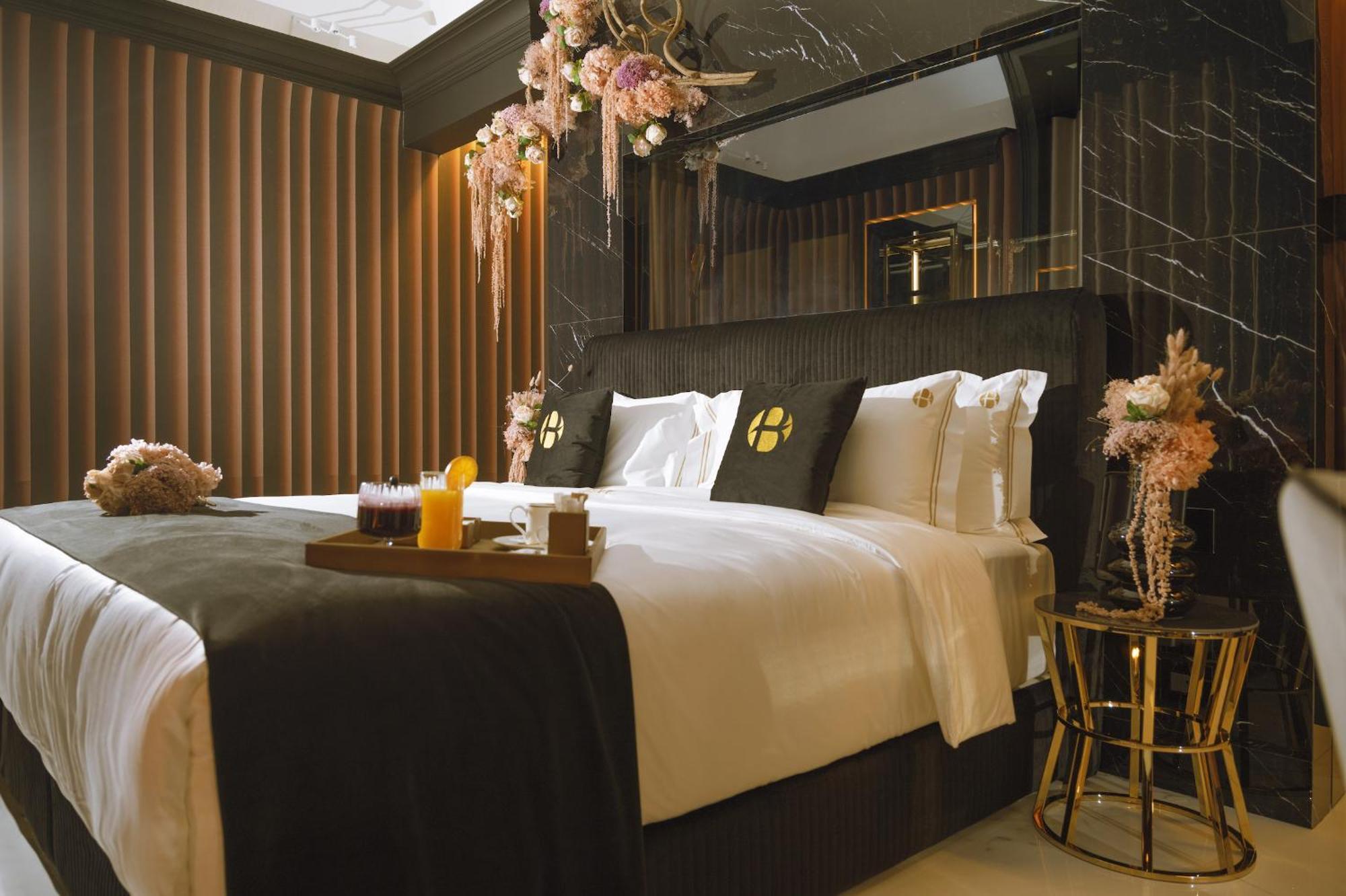 Bra Hotel Bari Esterno foto
