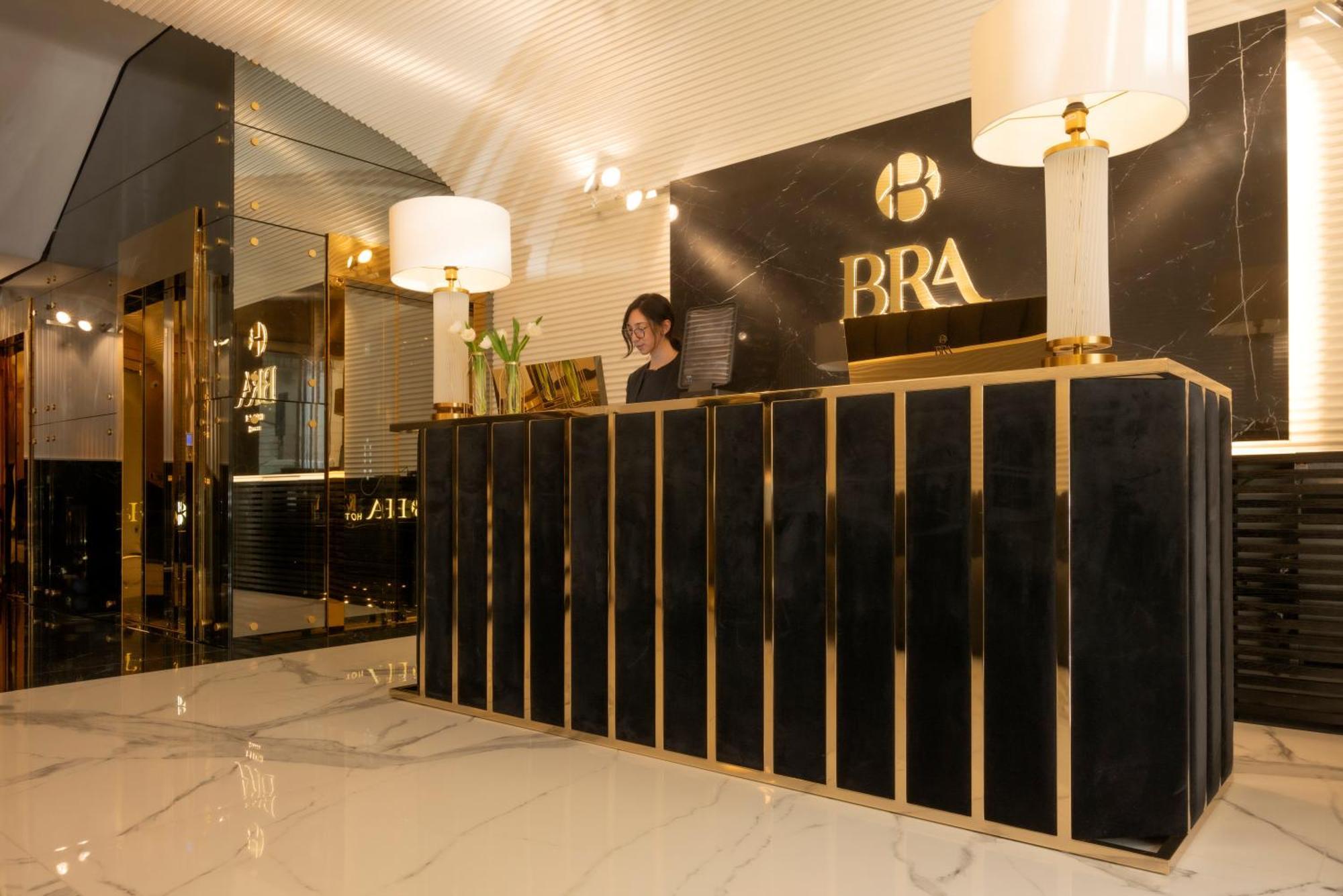 Bra Hotel Bari Esterno foto