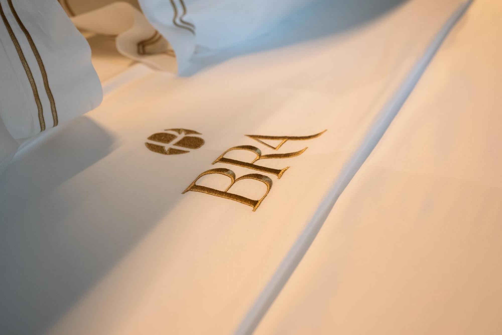Bra Hotel Bari Esterno foto