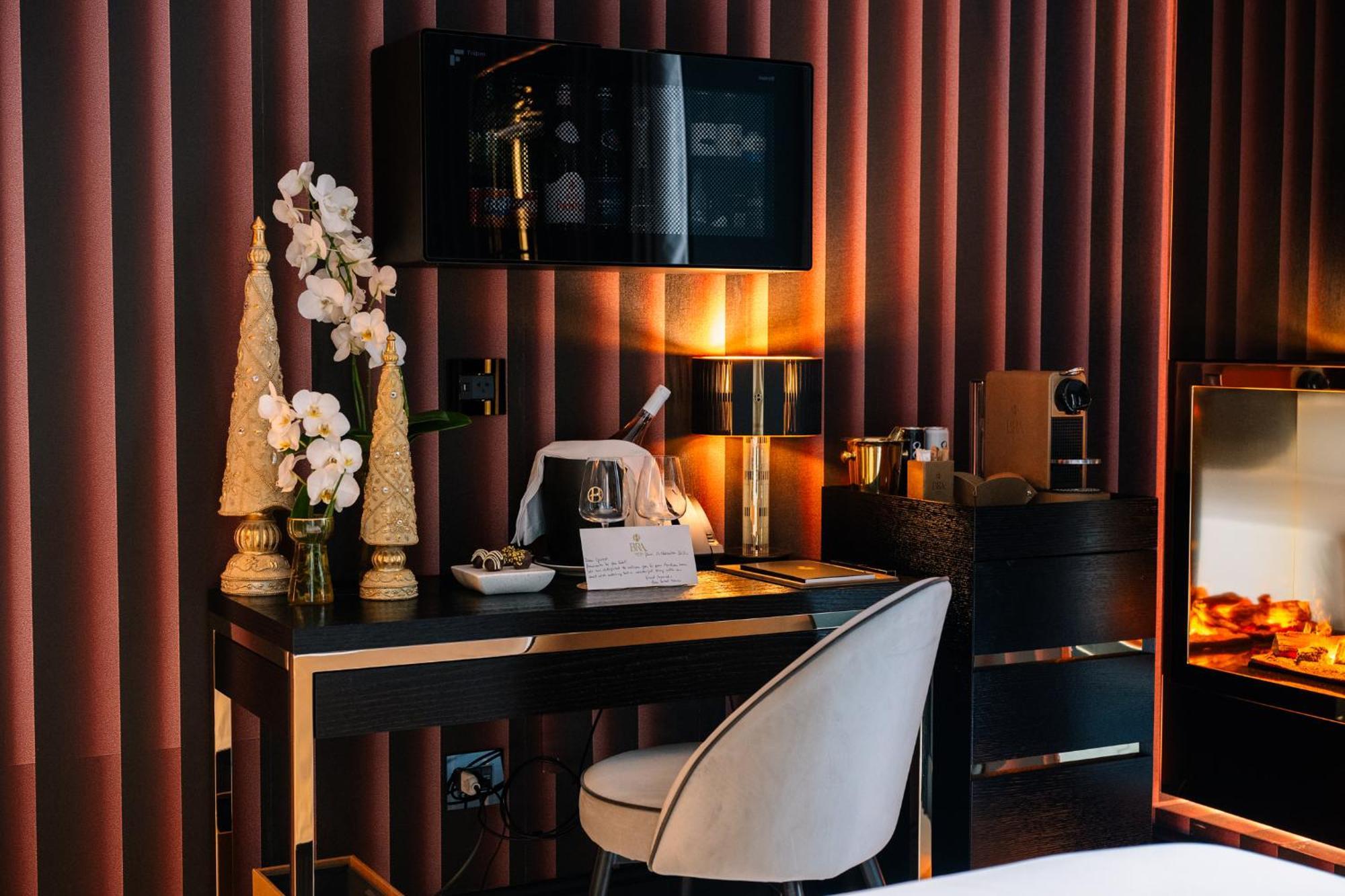 Bra Hotel Bari Esterno foto