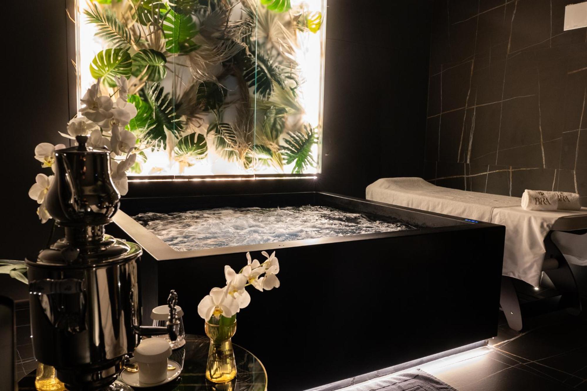 Bra Hotel Bari Esterno foto