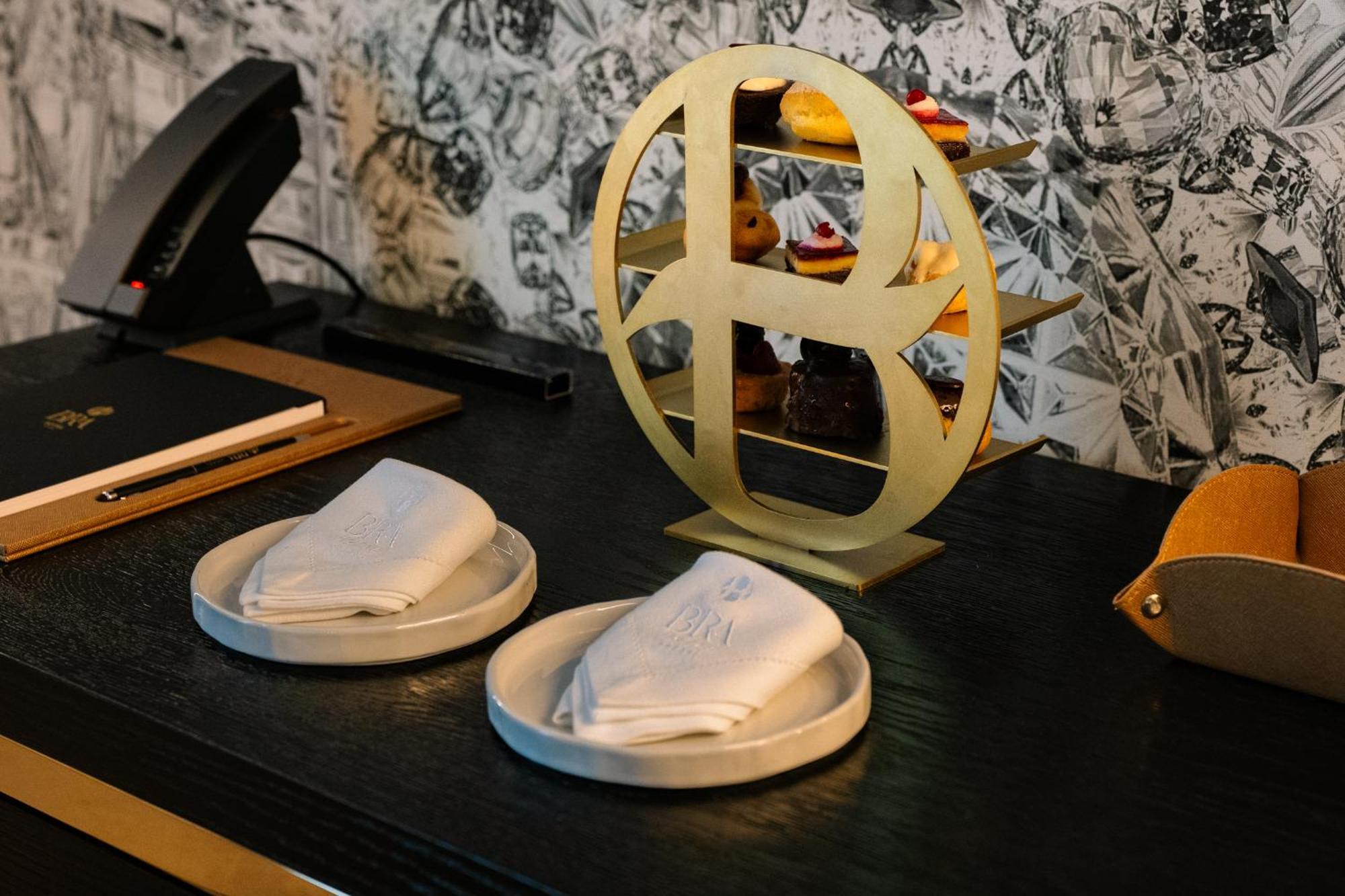 Bra Hotel Bari Esterno foto