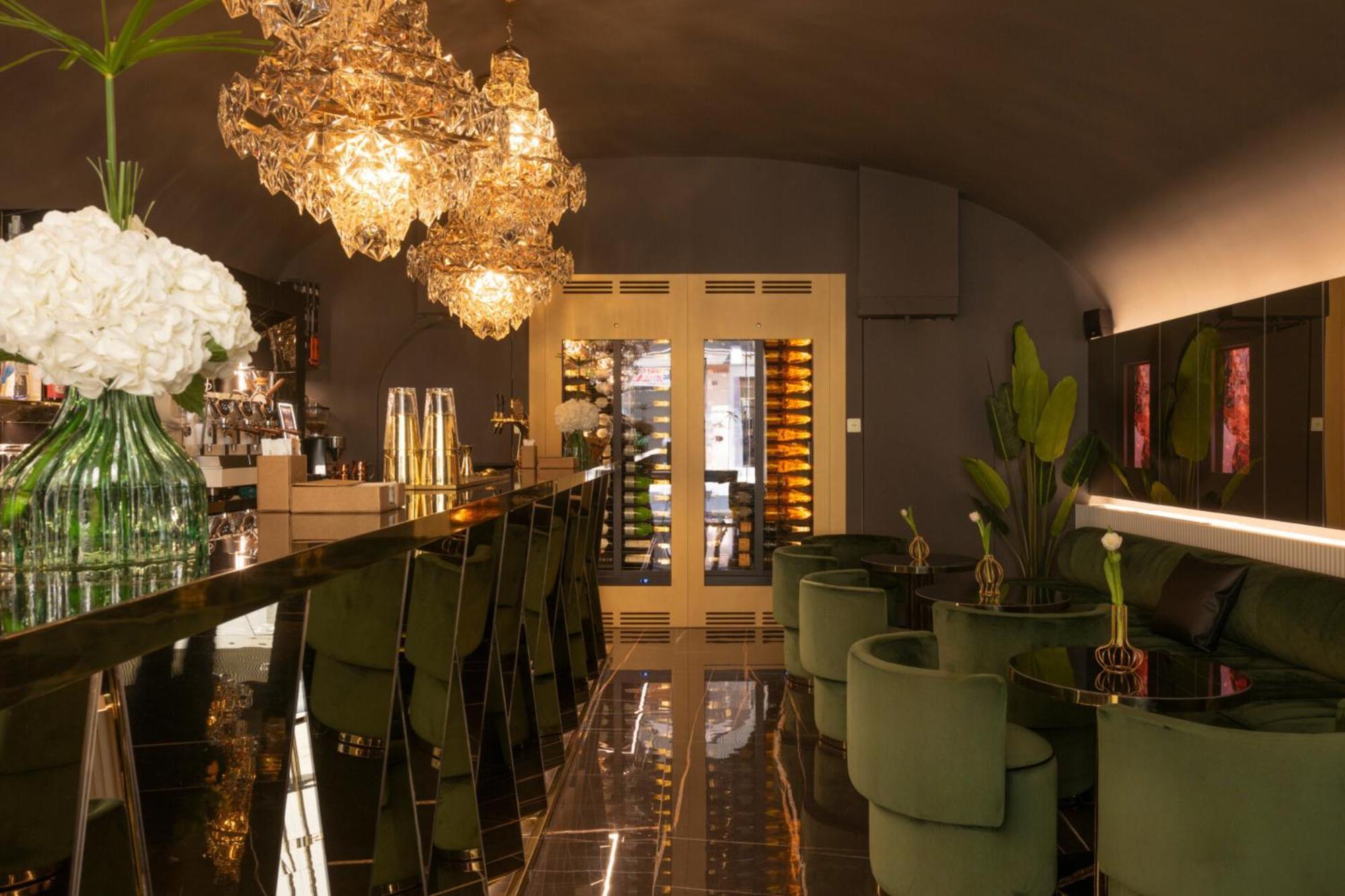 Bra Hotel Bari Esterno foto